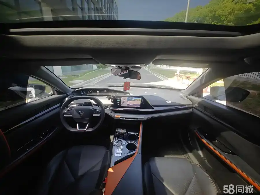 长安 长安UNI-V 2022 汽车图片 #5