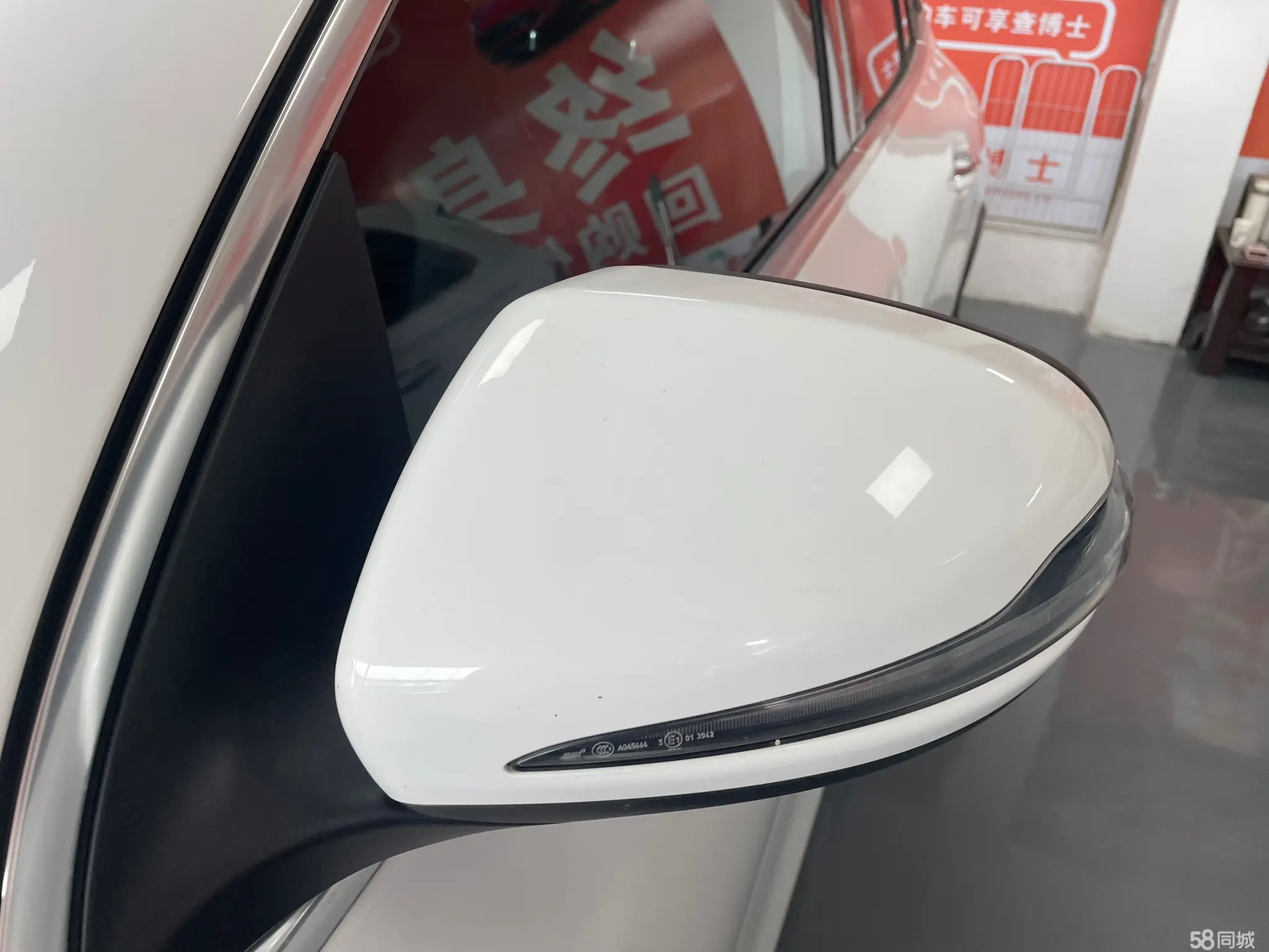 Mercedes-Benz GLA Class 2020 car image #5