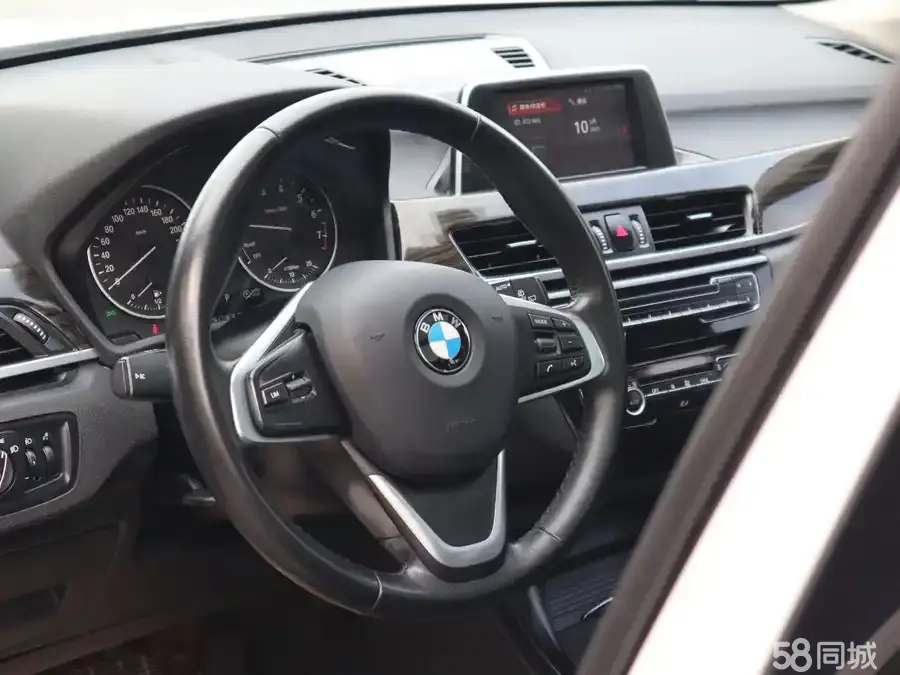 BMW X1 2018 #5 BMW X1 2018 car image #5