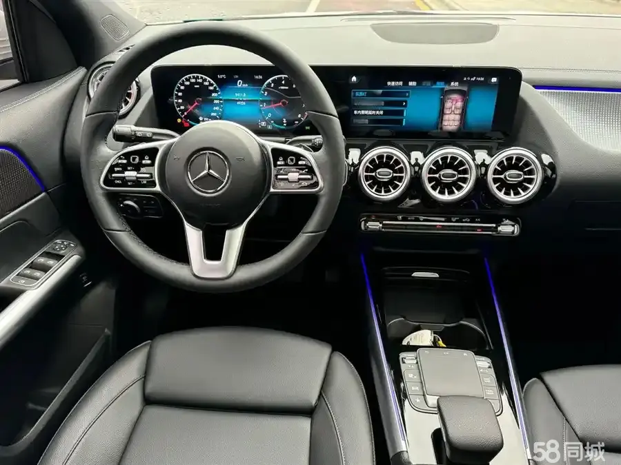 Mercedes-Benz GLA Class 2022 car image #5