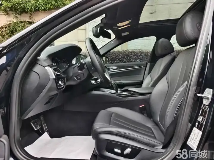 BMW 5 Series 2018 #5 BMW 5 Series 2018 car image #5