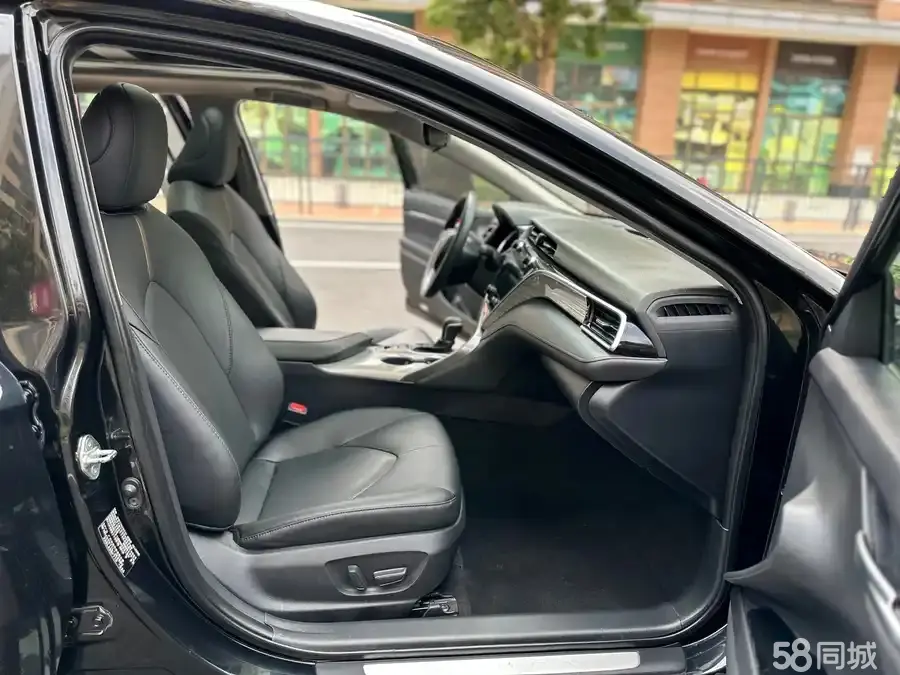 Toyota Camry 2019 car image #5