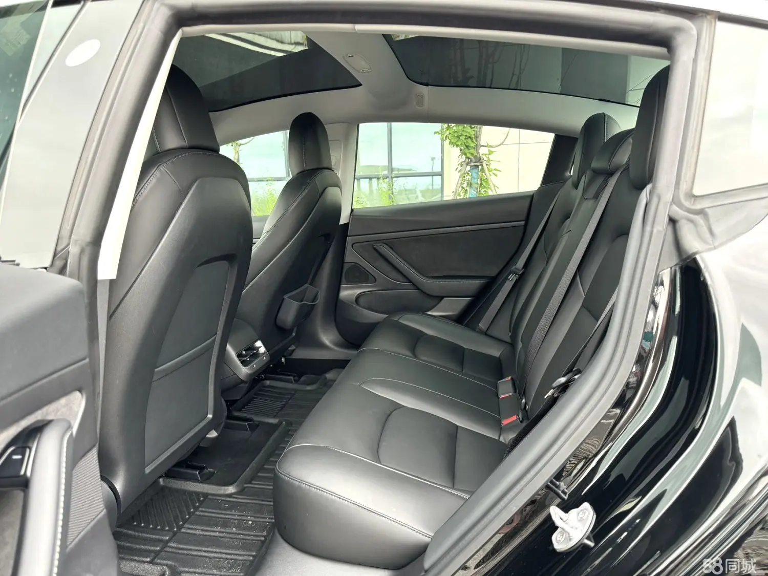 Tesla Model 3 2020 immagine di auto #5