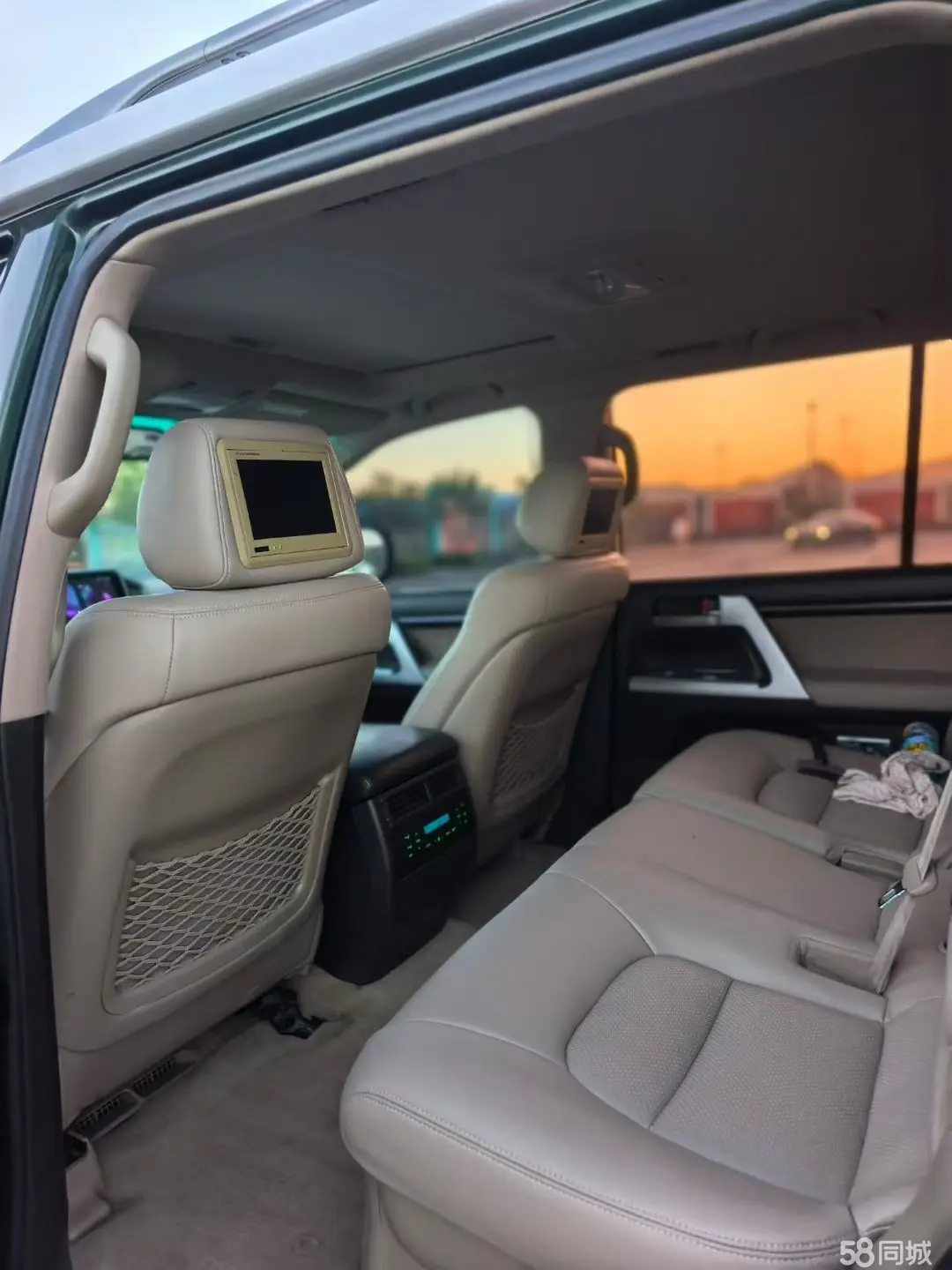 丰田 兰德酷路泽 2010 汽车图片 #5