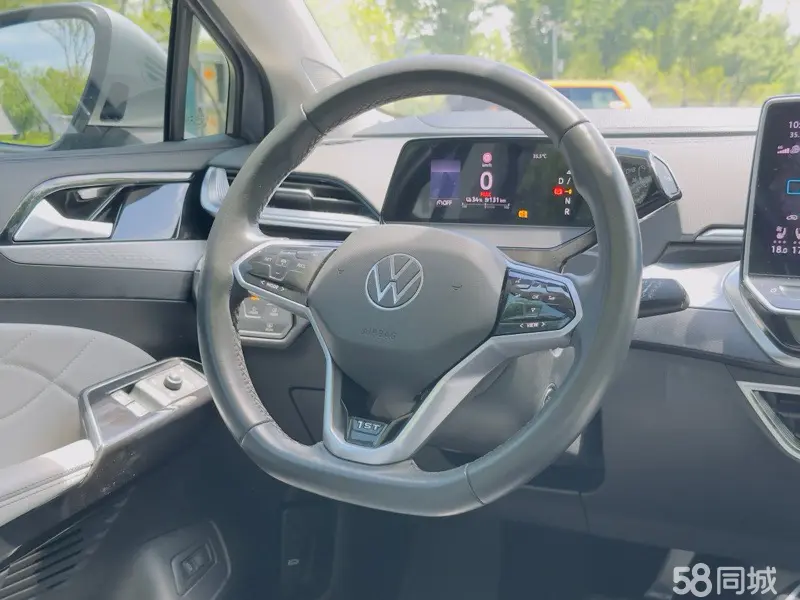 Volkswagen ID.6 X 2021 car image #5