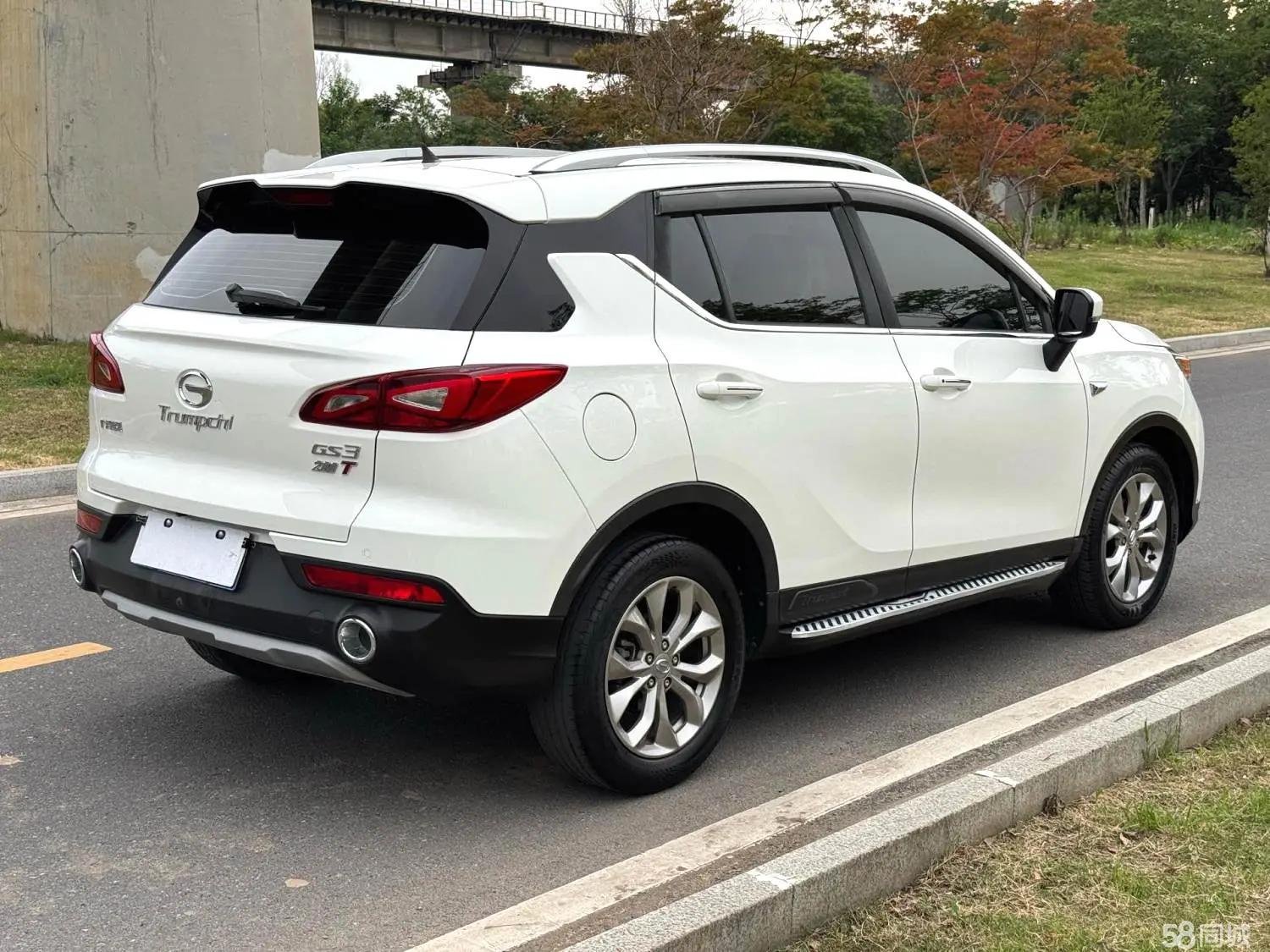 GAC Trumpchi GS3 2017 #5 GAC Trumpchi GS3 2017 car image #5