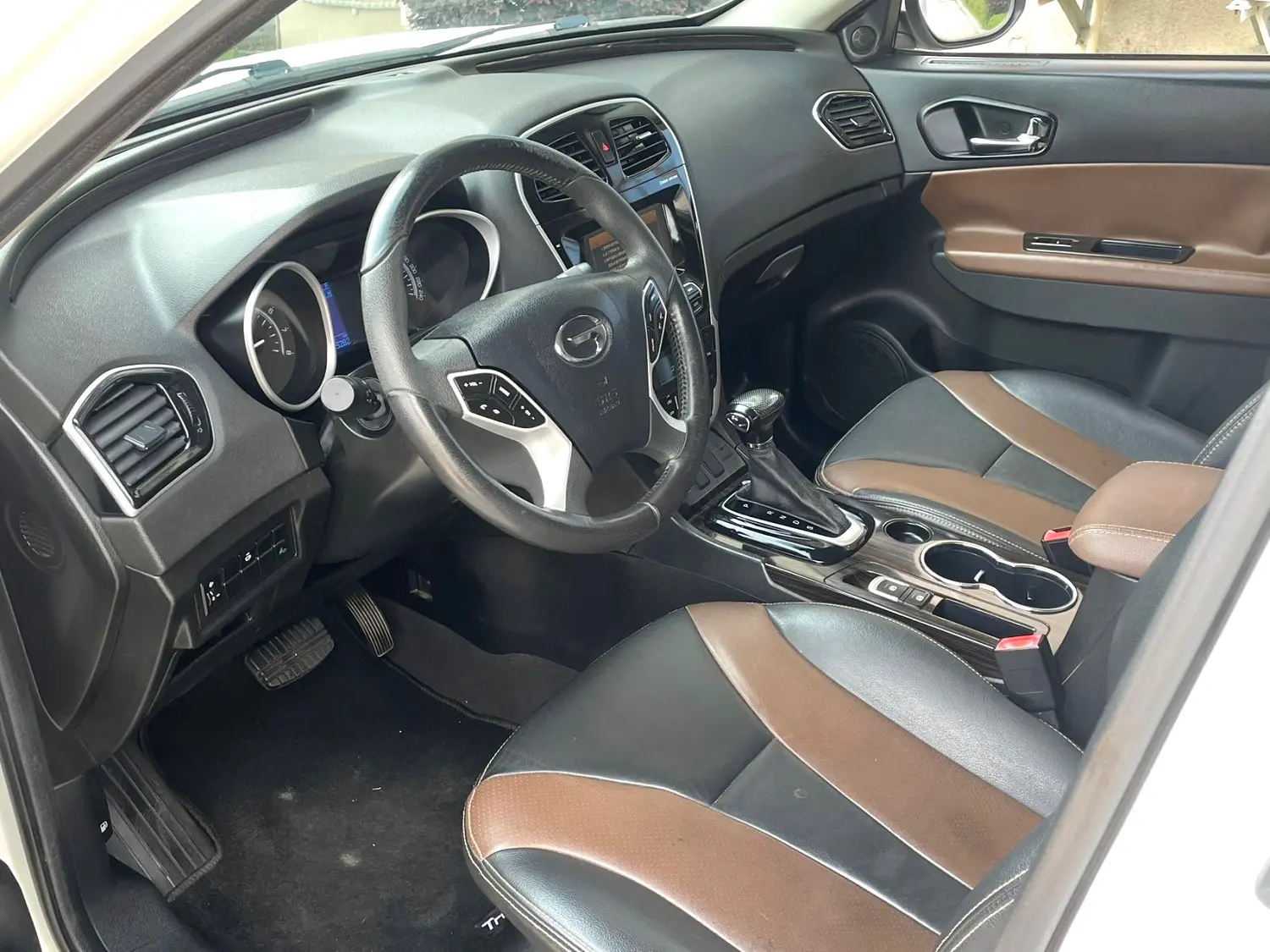 GAC Trumpchi GS5 Super 2015 car image #5