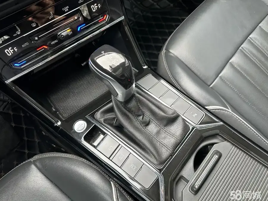Volkswagen Passat 2021 car image #5