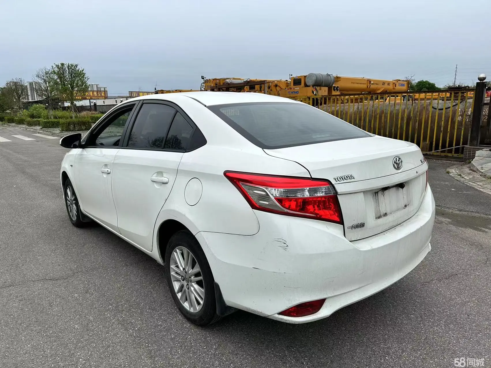 Toyota Vios 2015 immagine di auto #5