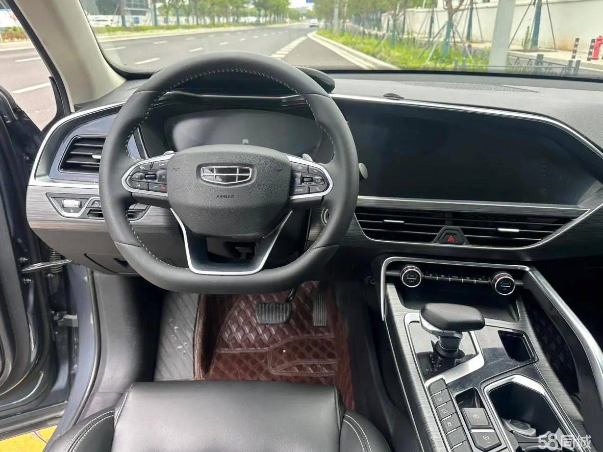GEELY Tugella 2019 car image #5