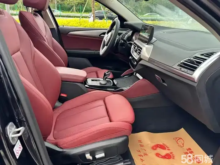 BMW X4 2022 car image #5