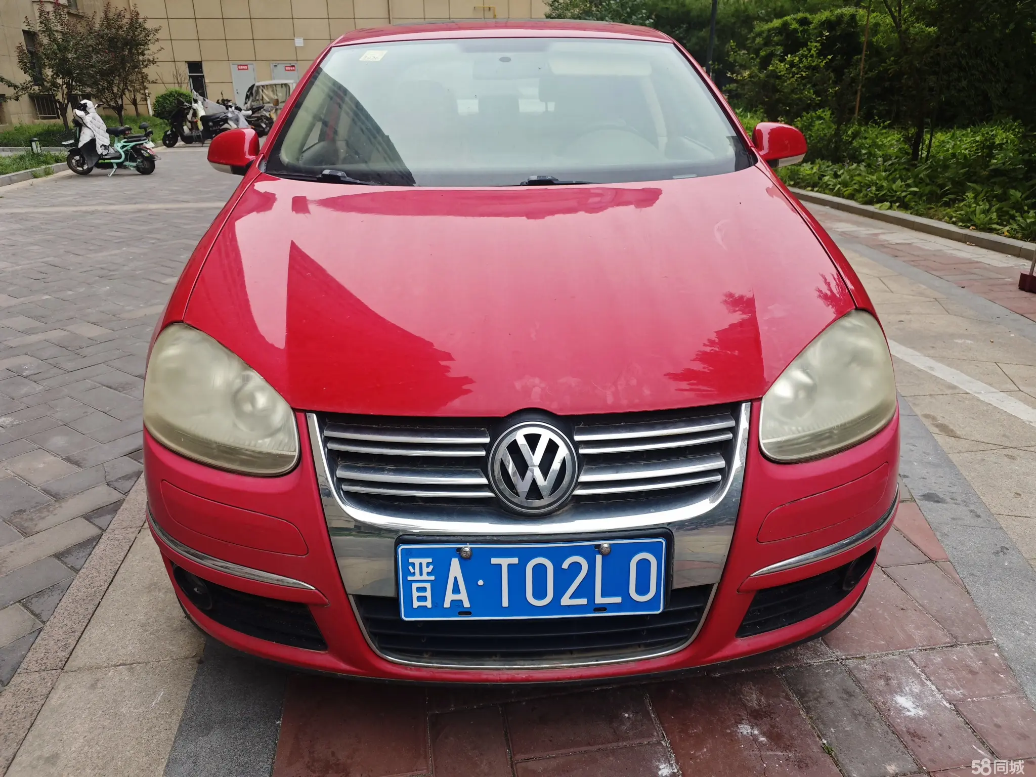 Volkswagen Sagitar 2010 immagine di auto #5