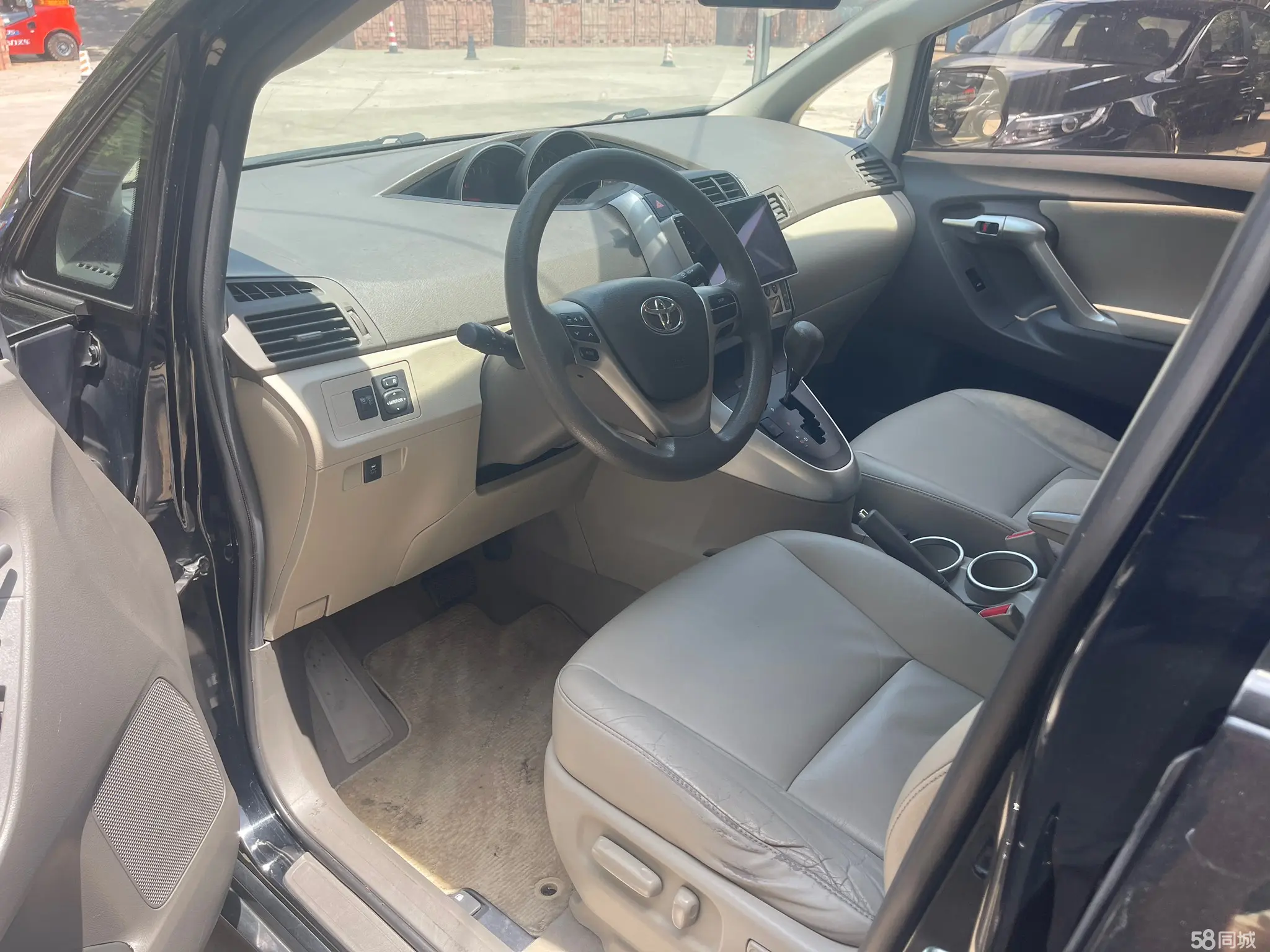 Toyota Verso 2012 car image #5