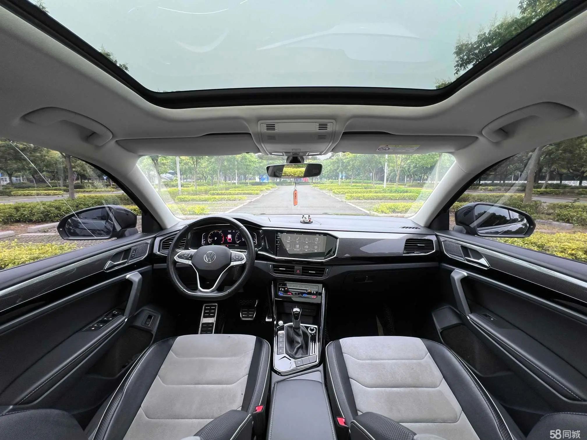 Volkswagen Tayron X 2022 car image #5