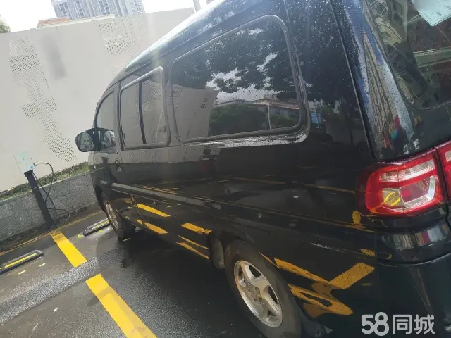 Forthing Lingzhi EV 2020 #5 Forthing Lingzhi EV 2020 car image #5