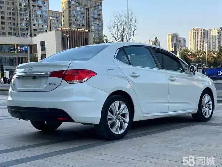 Citroen C4L 2013 immagine di auto #5