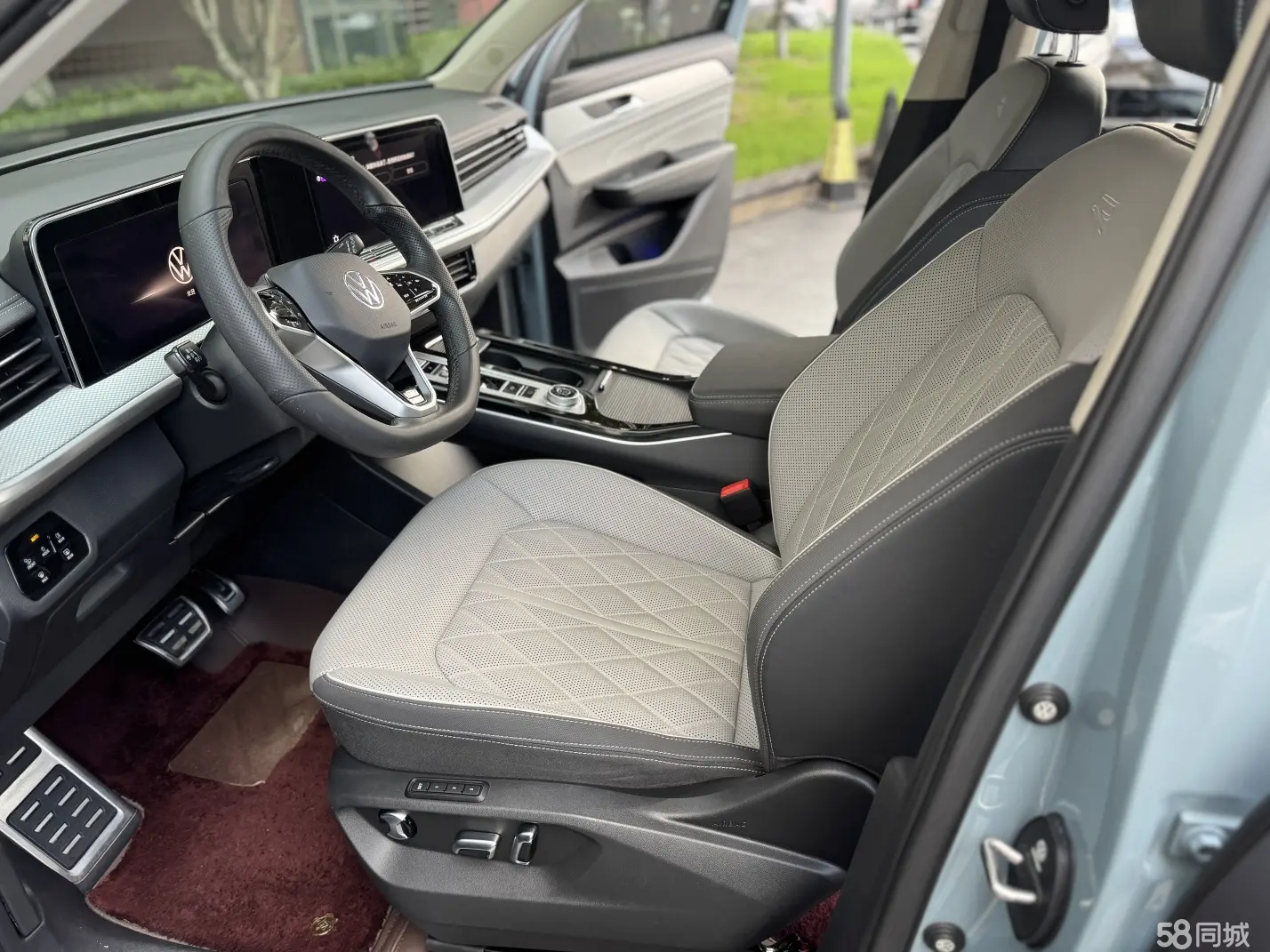 Volkswagen Tavendor 2023 car image #5