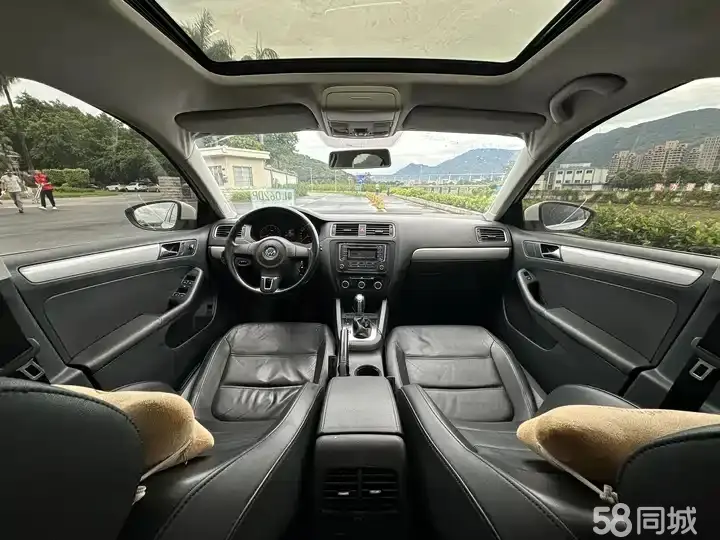 Volkswagen Sagitar 2014 immagine di auto #5