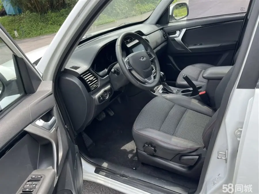 Chery X1 2016 car image #5