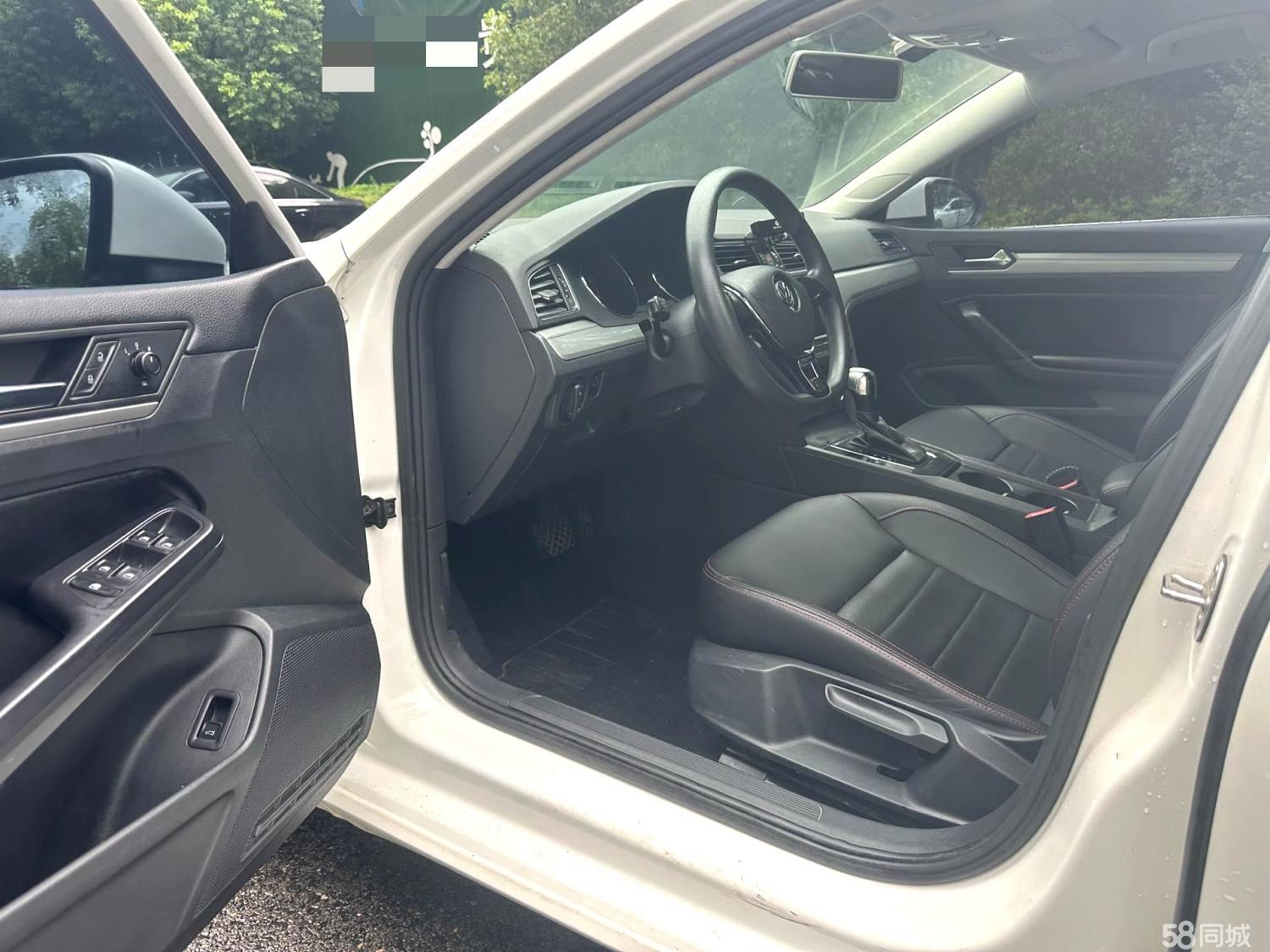 Volkswagen Lamando 2016 immagine di auto #5