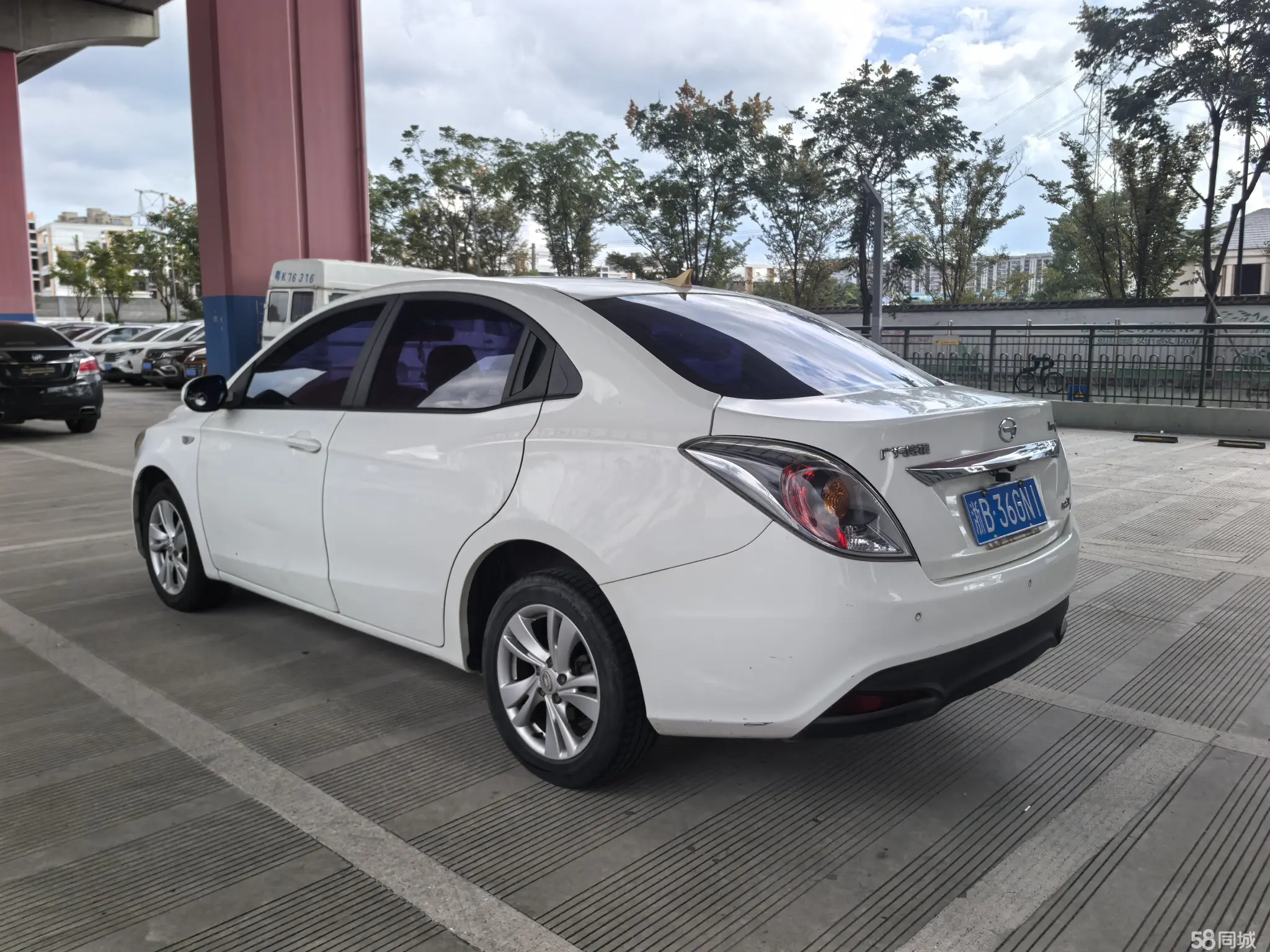 GAC Trumpchi GA3 2014 image de voiture #5