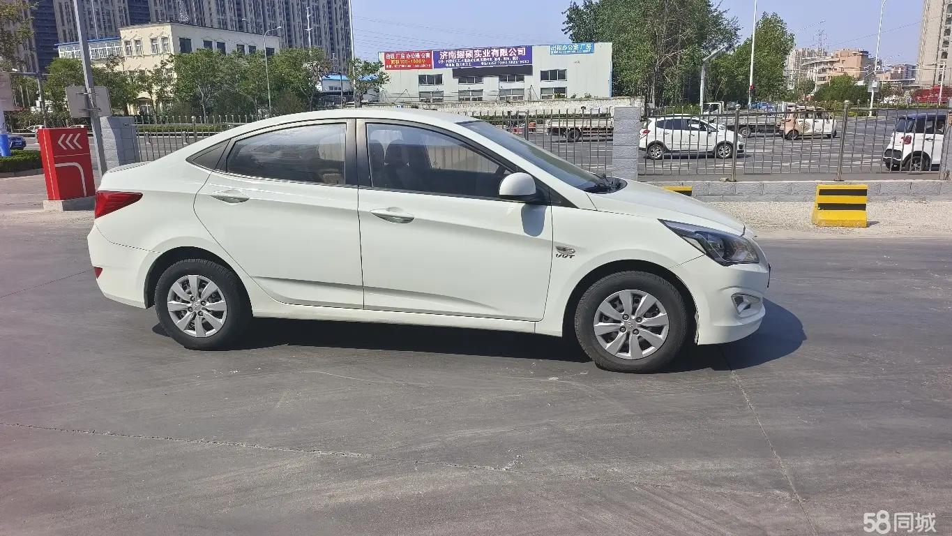 Hyundai Reina Hatchback 2014 #5 Hyundai Reina Hatchback 2014 immagine di auto #5