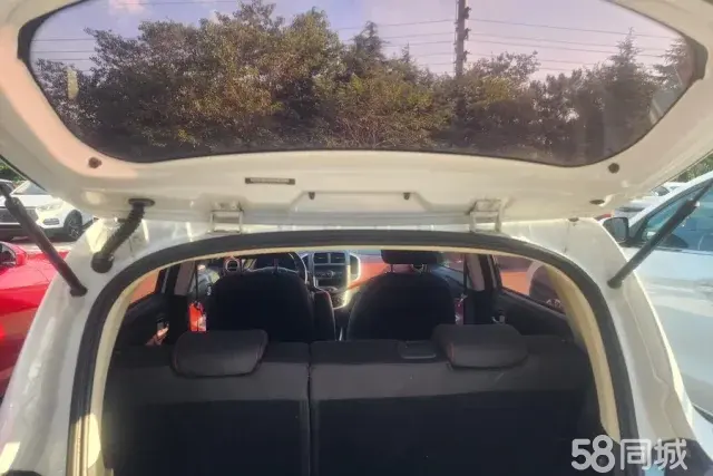 Changan BenBen EV 2018 #5 Changan BenBen EV 2018 car image #5