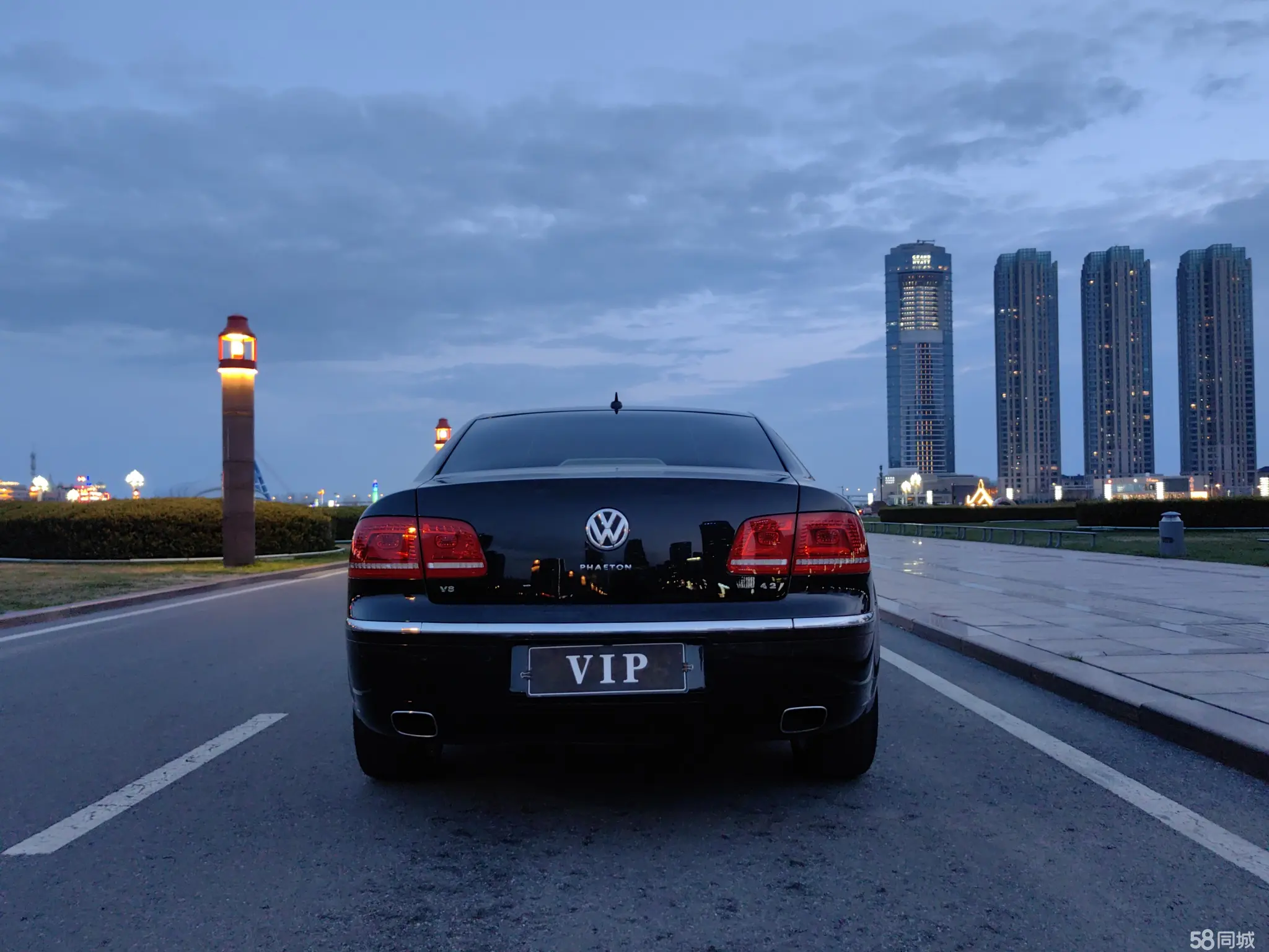 Volkswagen Pheaton 2013 immagine di auto #5