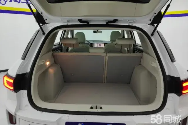 GEELY ICON 2024 car image #5