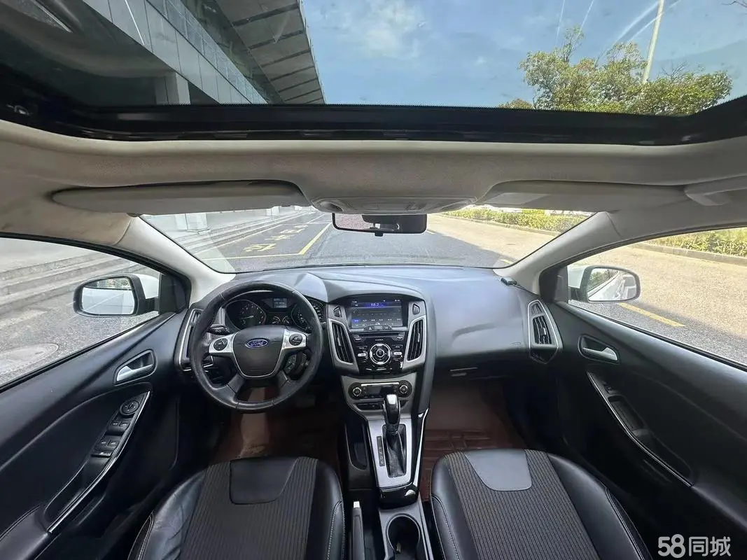 Ford Focus 2012 #5 Ford Focus 2012 car image #5