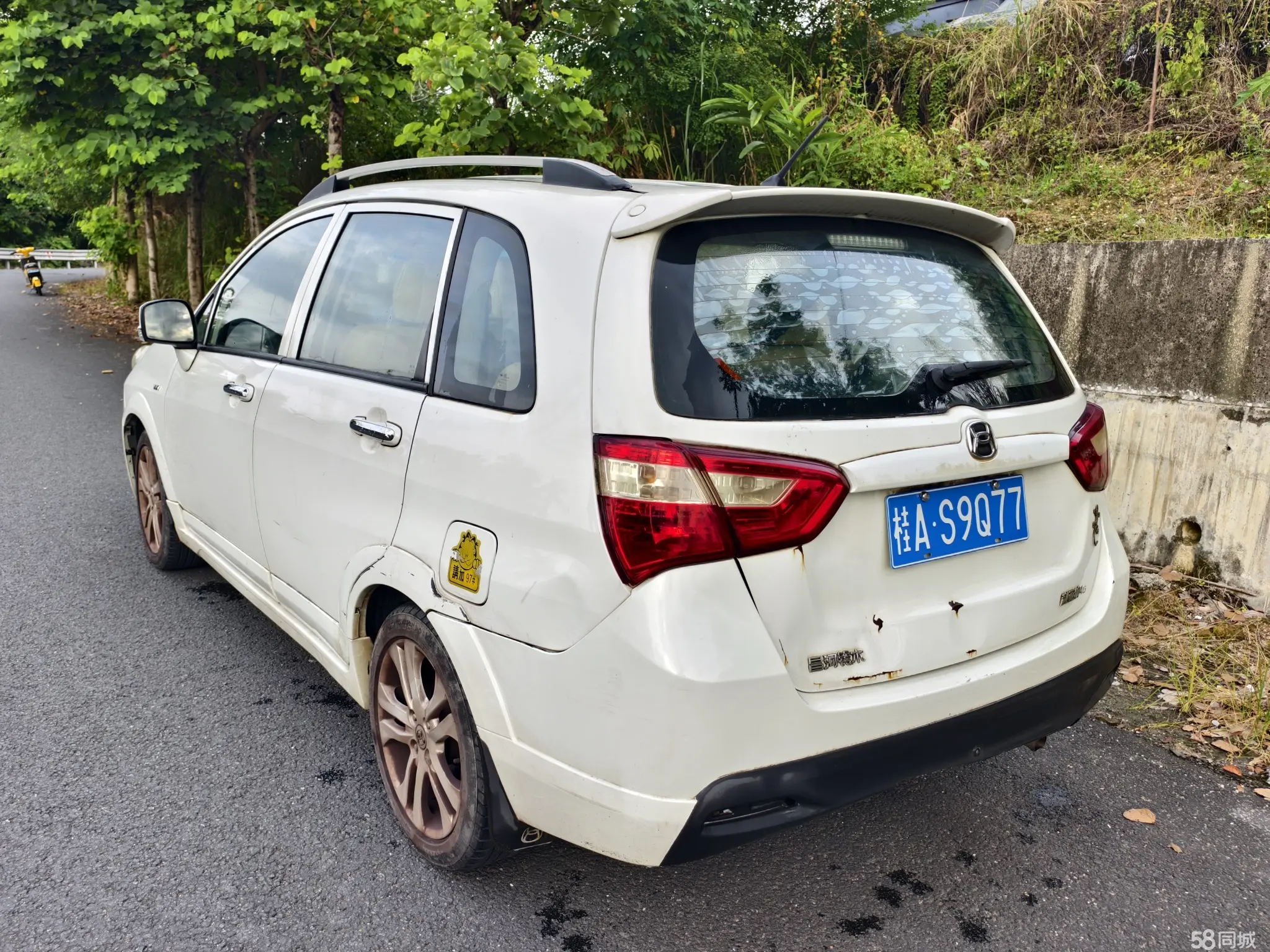 Suzuki Liana A6 2015 immagine di auto #5