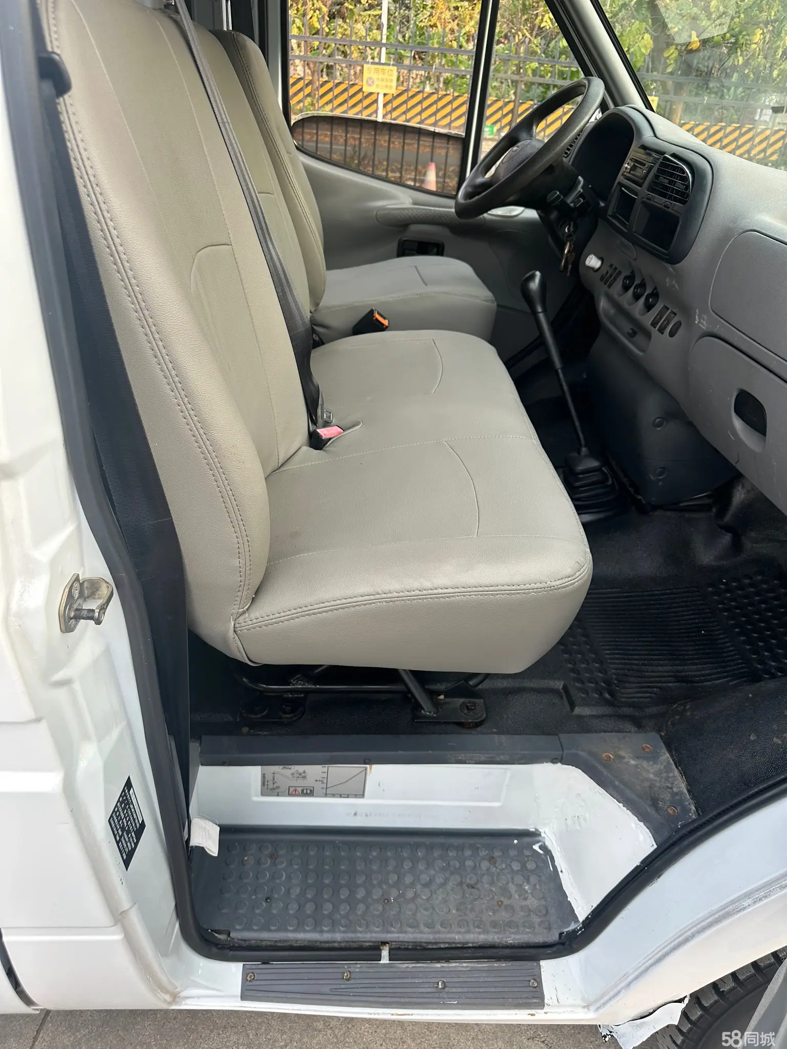 Ford Transit Classic 2016 car image #5