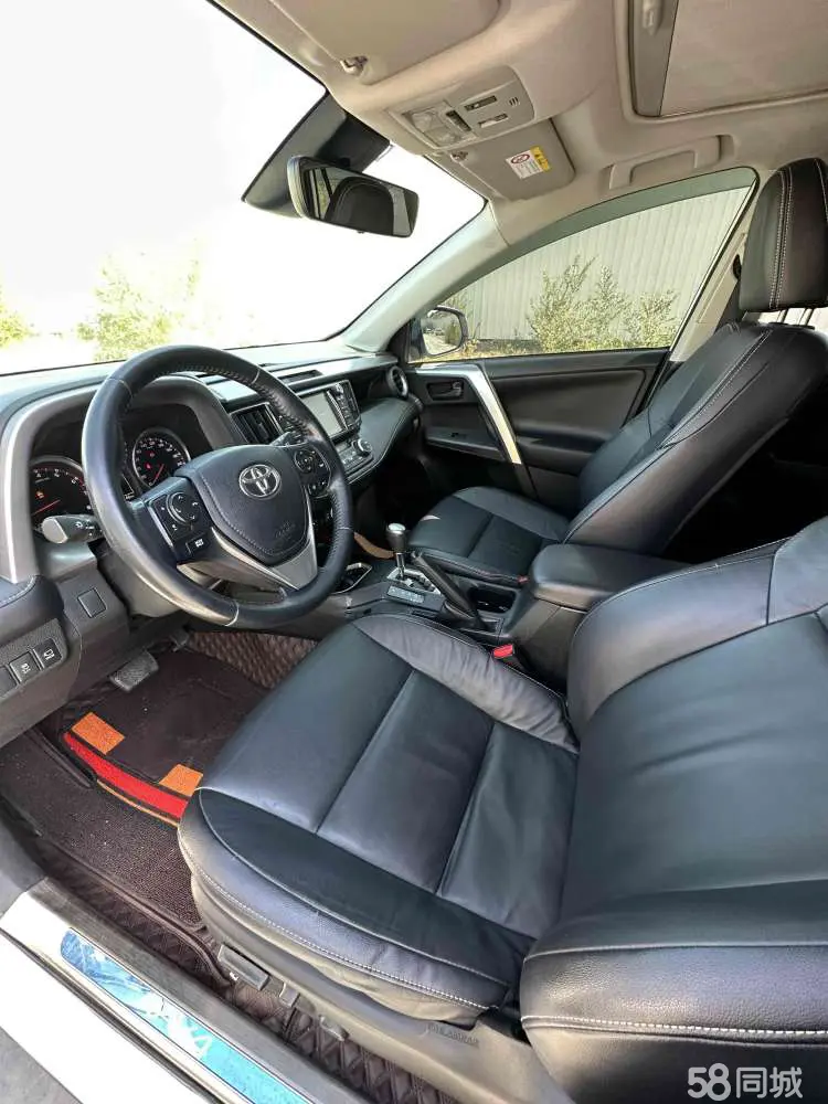 Toyota RAV4 2018 car image #5