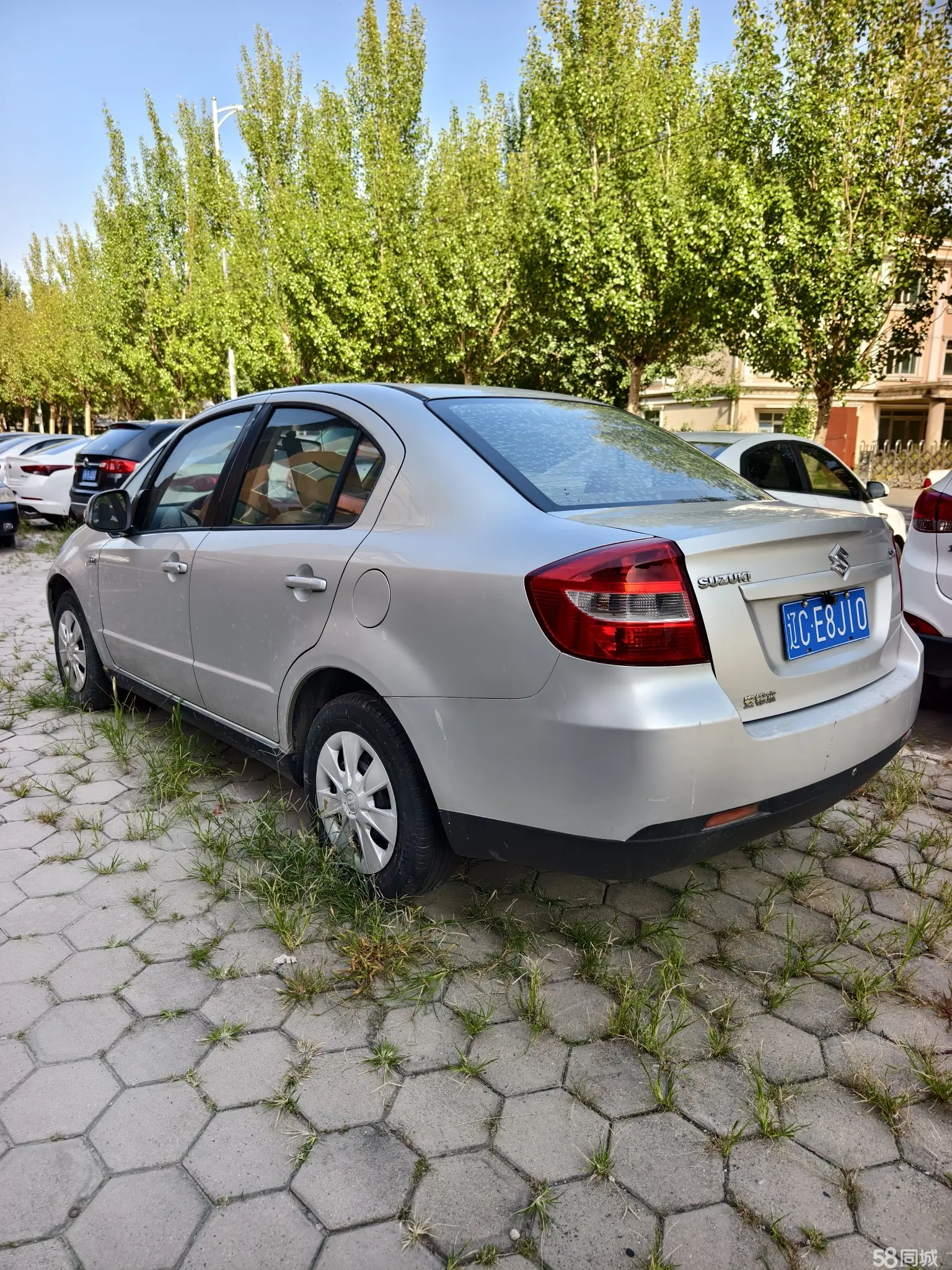 Suzuki SX4 Sedan 2011 imagem de carro #5