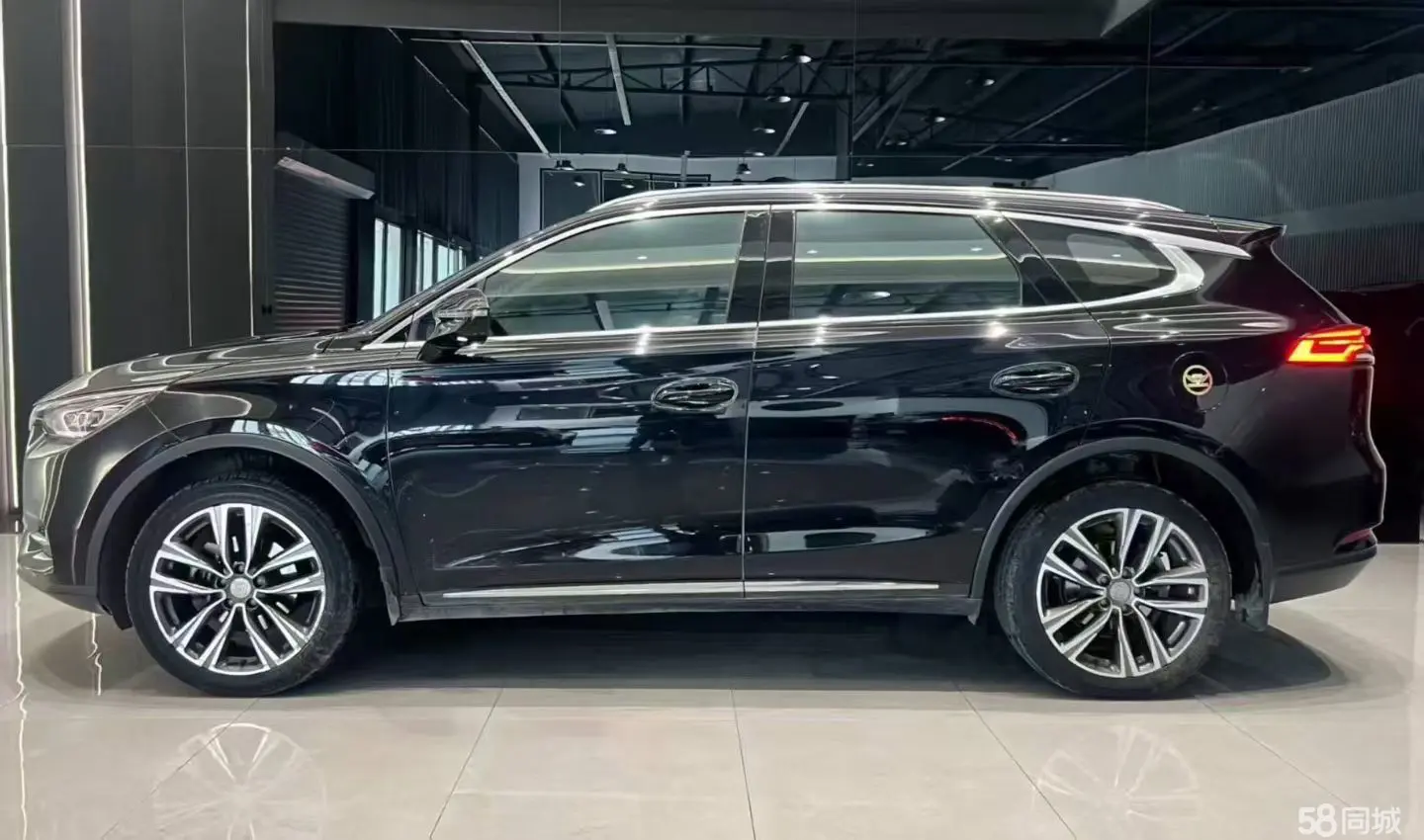 BYD Tang 2019 car image #5