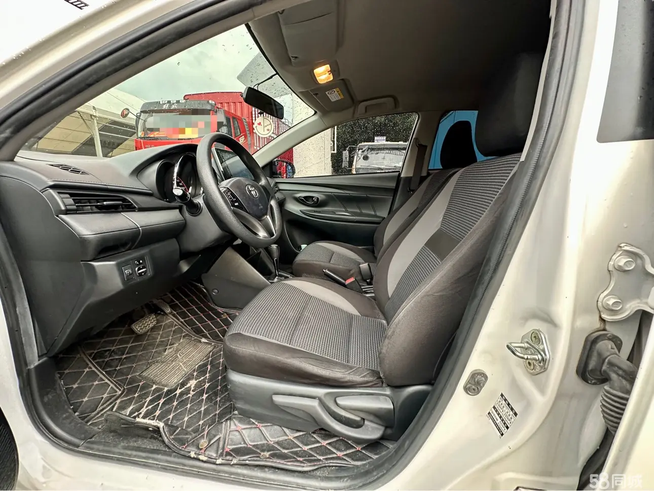 Toyota Vios FS 2020 immagine di auto #5