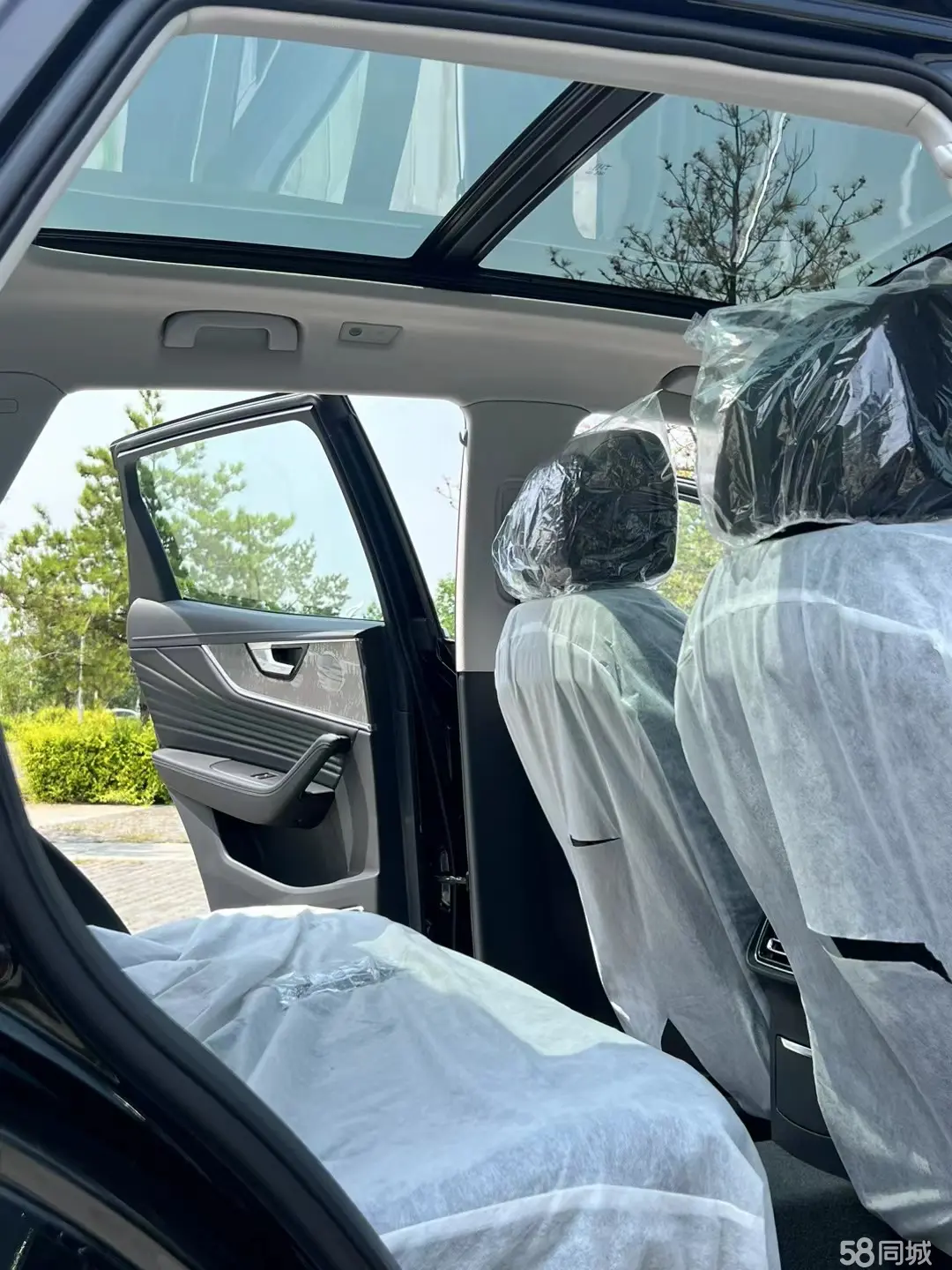 HongQi HS5 2025 #5 HongQi HS5 2025 car image #5