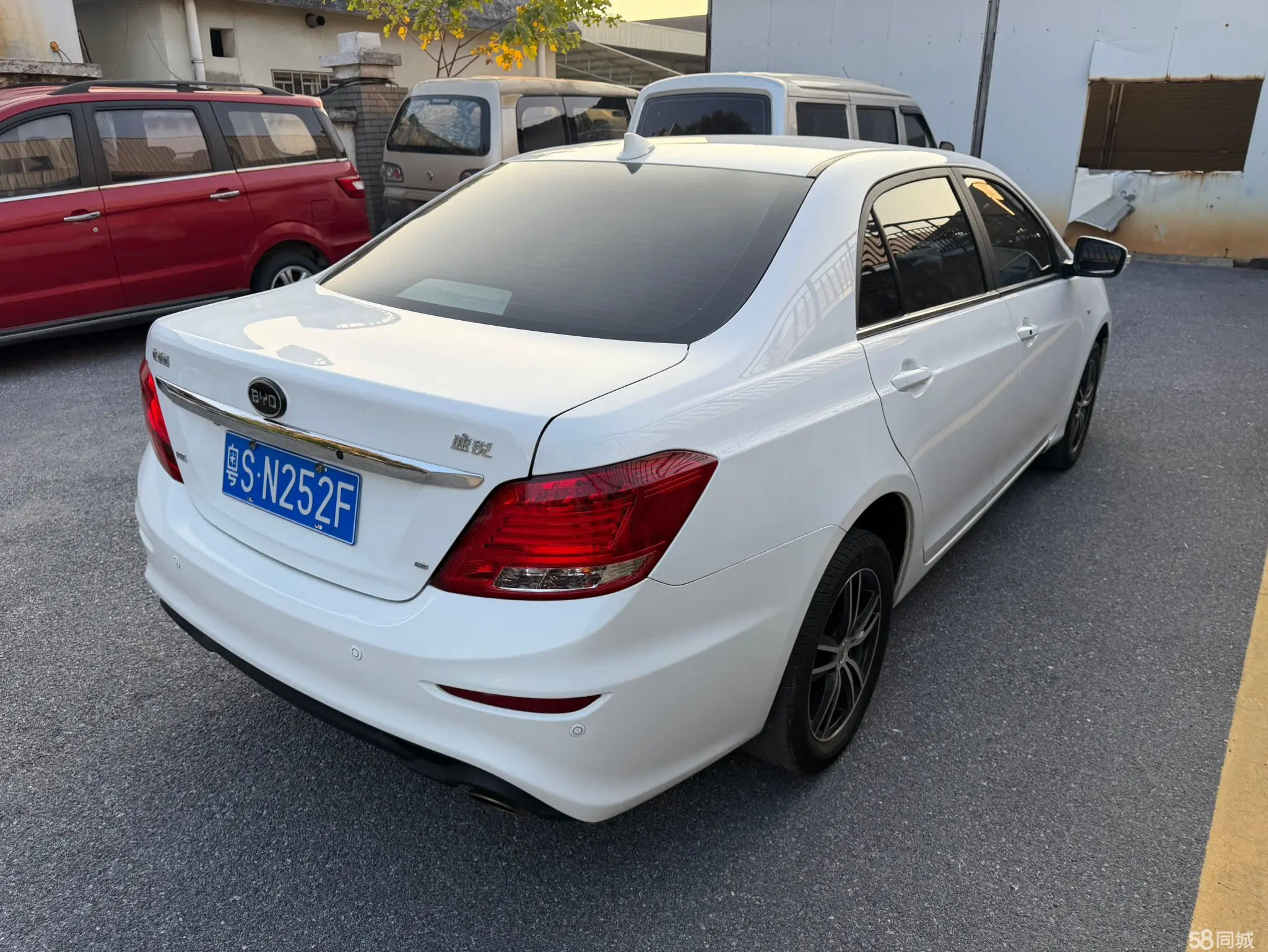 BYD SuRui 2016 #5 BYD SuRui 2016 car image #5