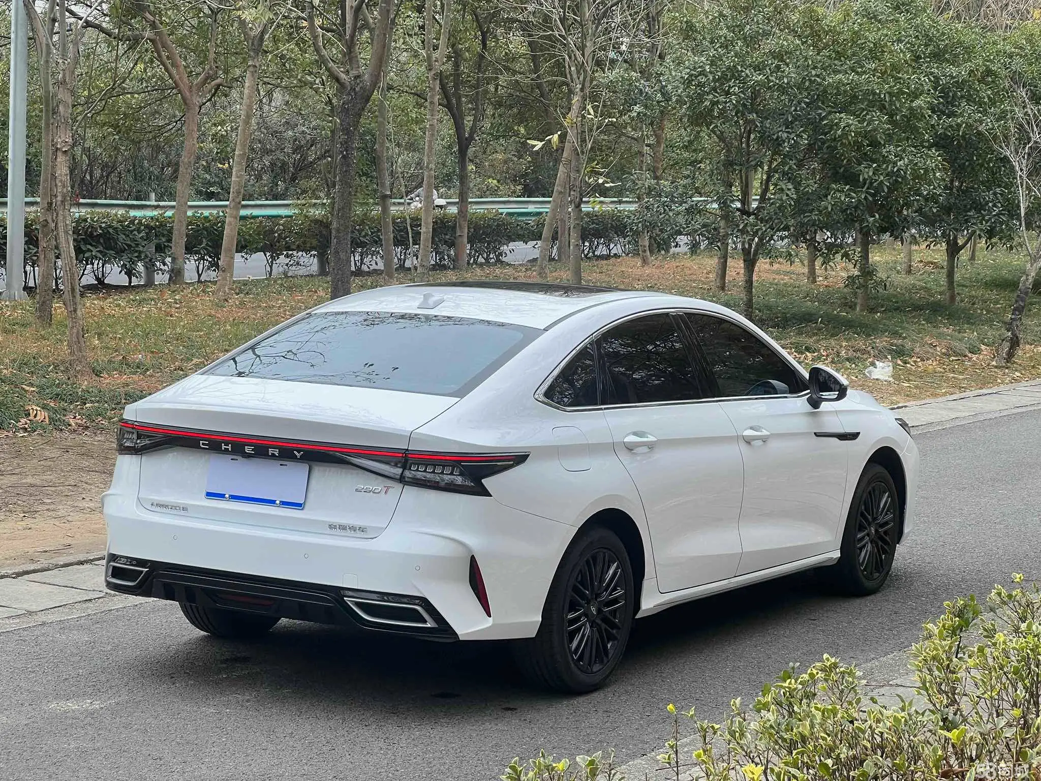 Chery Arrizo 8 Pro 2023 car image #5