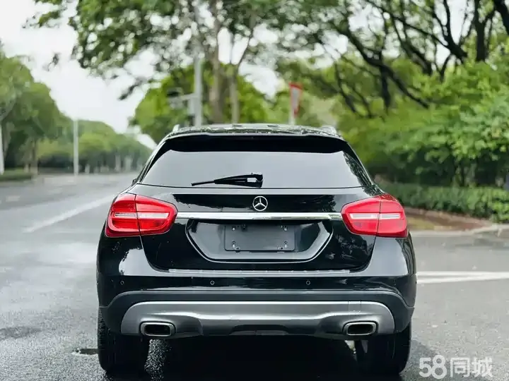 Mercedes-Benz GLA Class 2015 car image #5