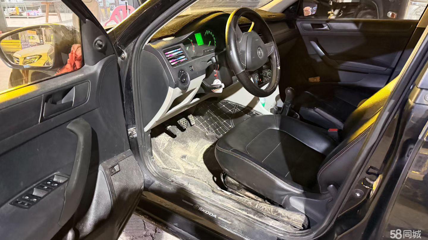 Skoda Yeti (Imported) 2014 car image #5