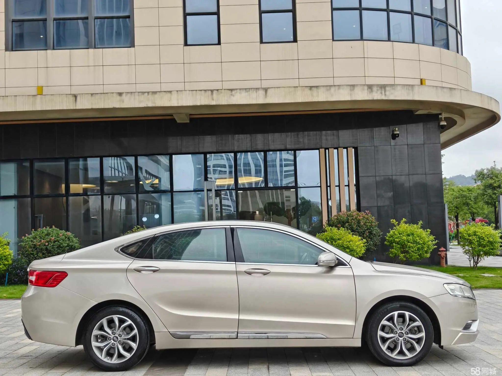 GEELY Ulion 2016 imagem de carro #5
