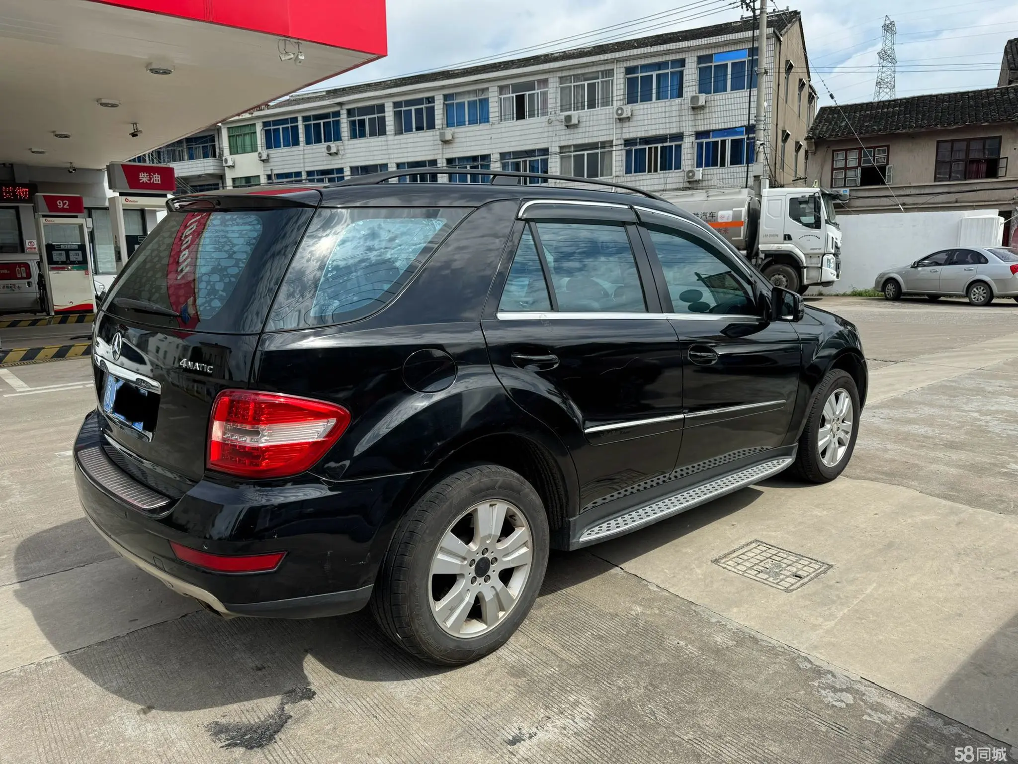 Mercedes-Benz M Class 2011 car image #5