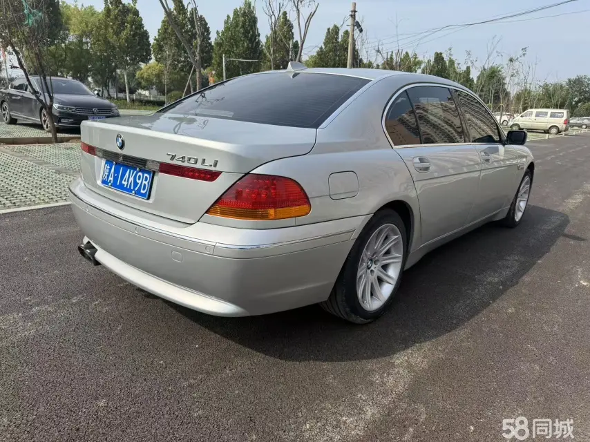 BMW M760Le 2003 car image #5