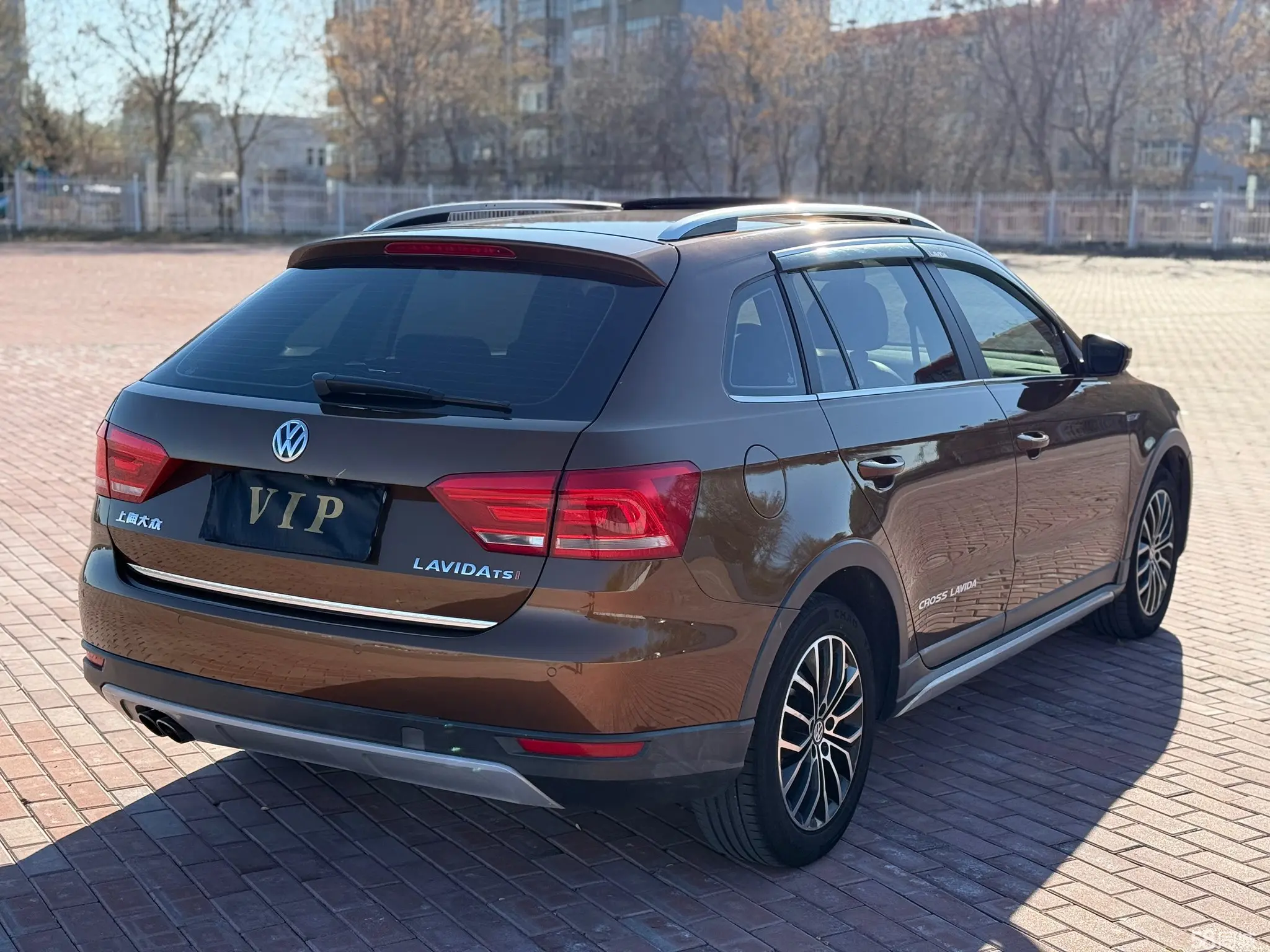 Volkswagen Cross Lavida 2013 #5 Volkswagen Cross Lavida 2013 car image #5