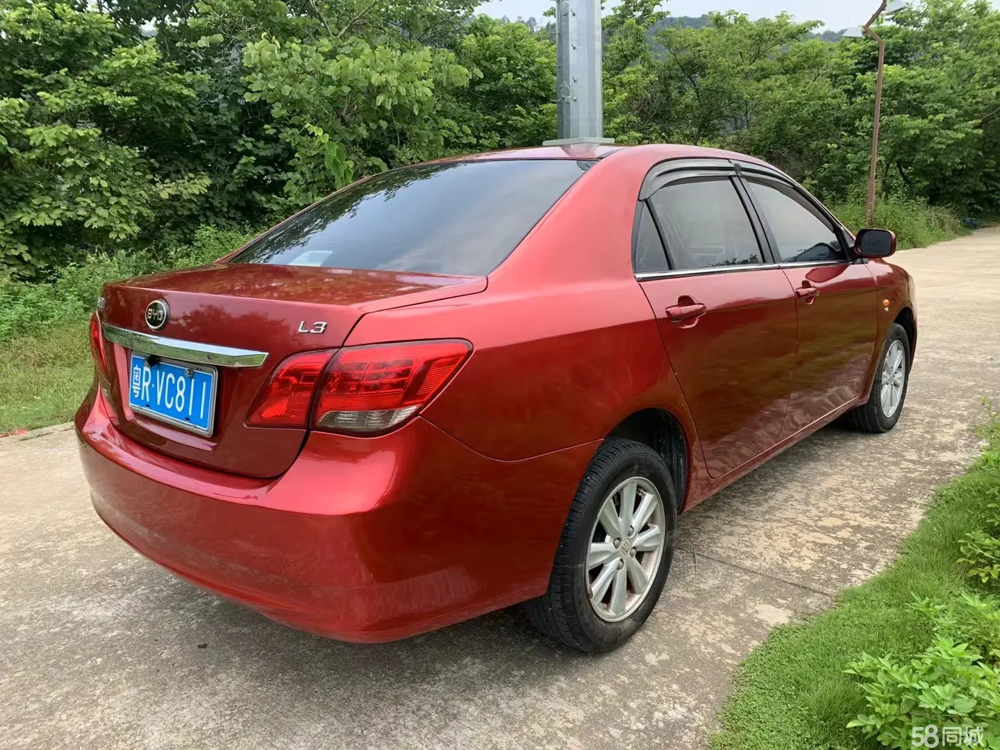 BYD L3 2013 car image #5