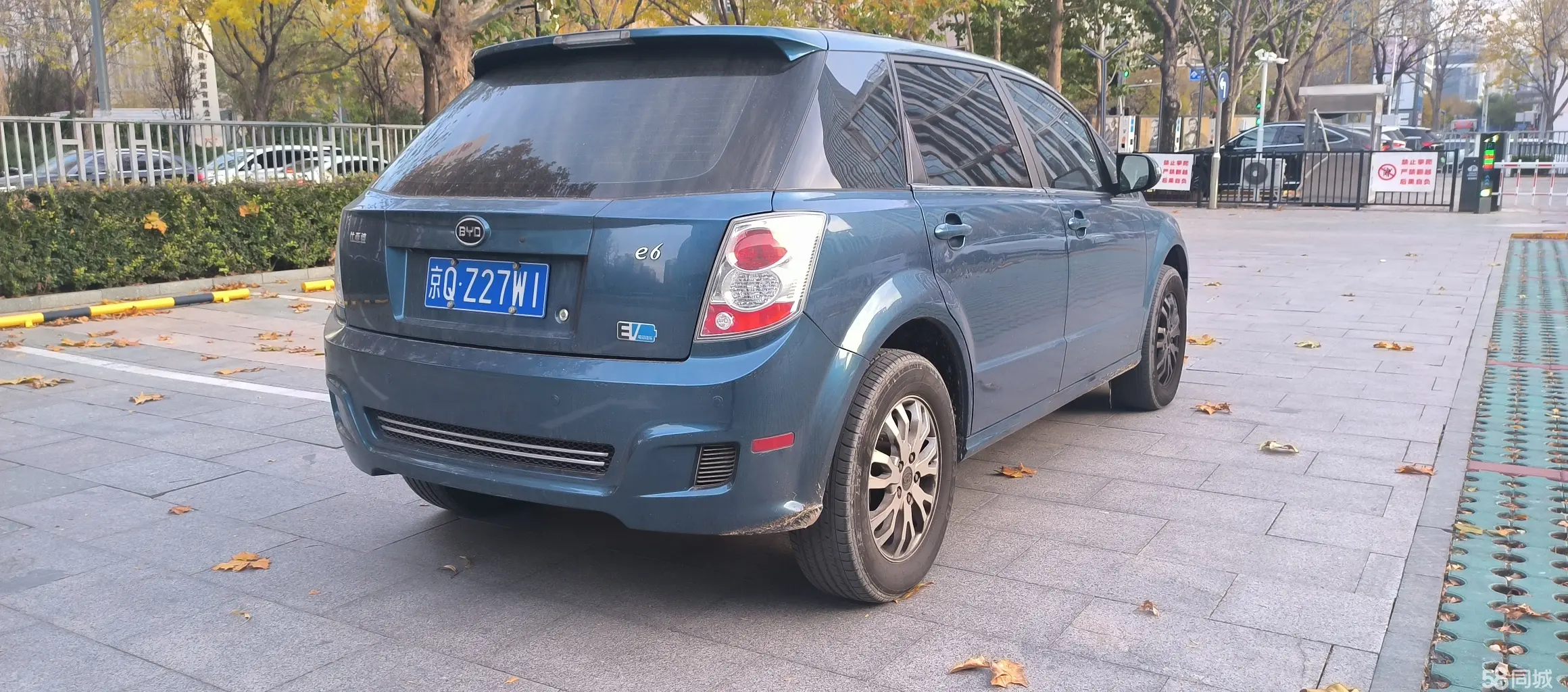 BYD e6 2014 #5 BYD e6 2014 car image #5