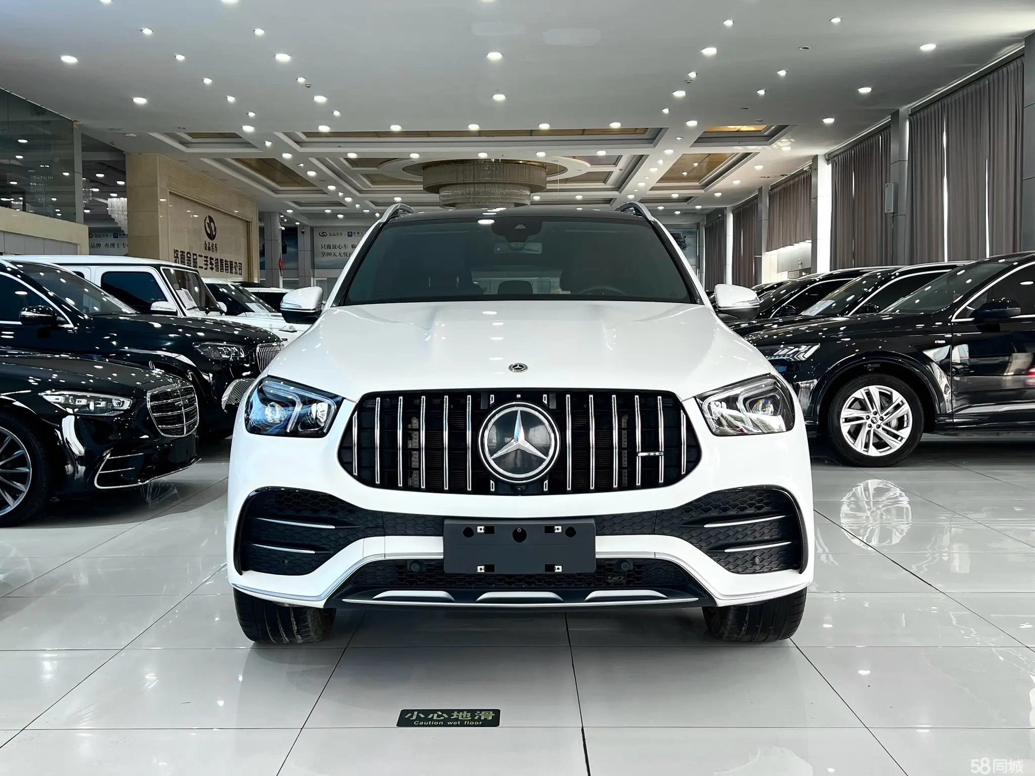 Mercedes-Benz CLE AMG 2020 #5 Mercedes-Benz CLE AMG 2020 car image #5