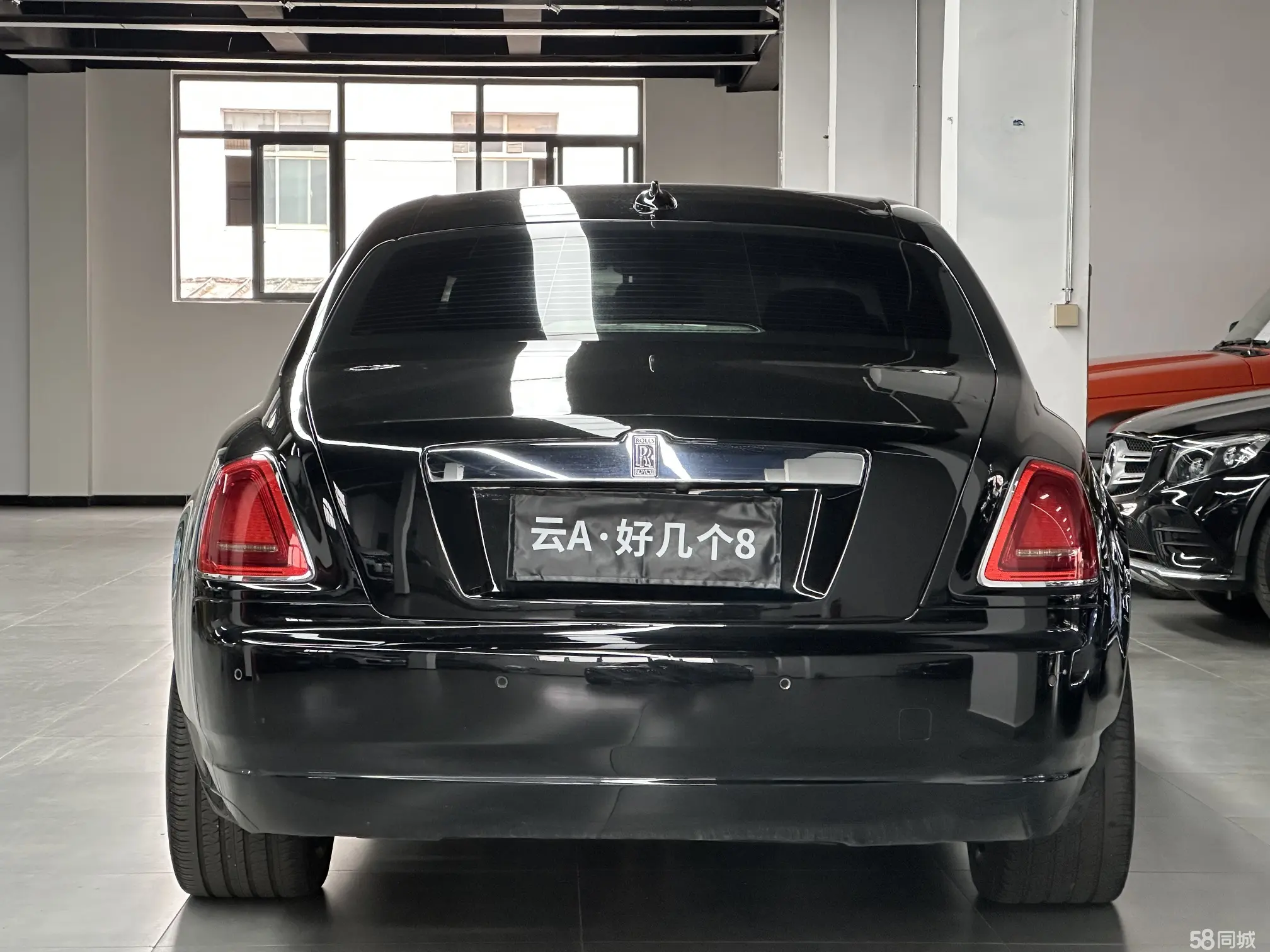 劳斯莱斯 古思特 2014 汽车图片 #5