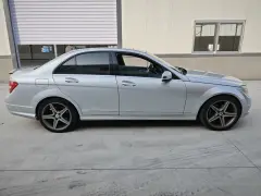 Mercedes-Benz B Class 2010 car image #5